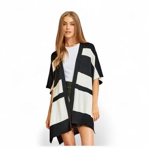 Andree By Unit Oversized Poncho Kimono Size M Fits L XL Black Cream